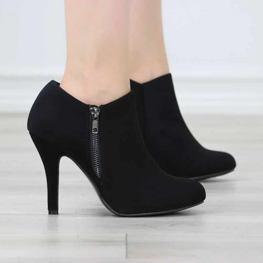 Women's Boots Heeled Ankle Booties Black Velvet Round Toe Stiletto High Heel - Picture 9 of 11